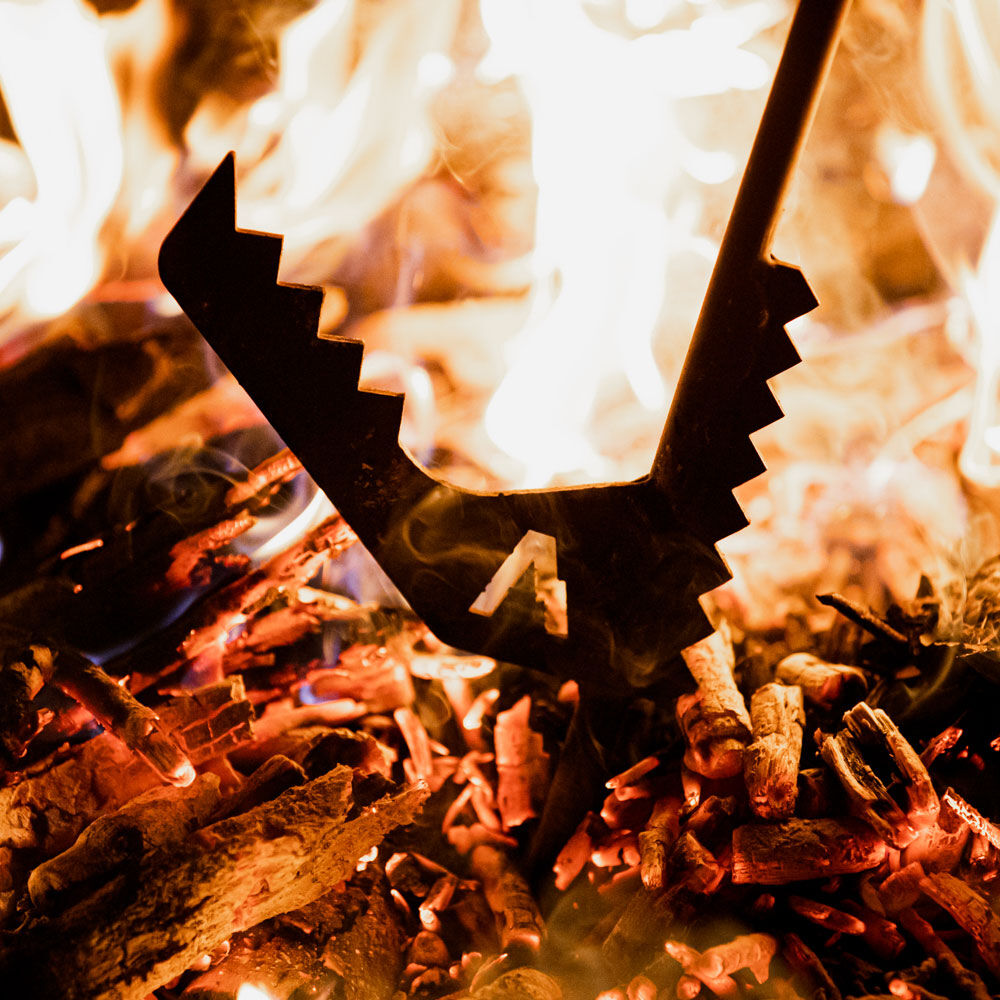 Sasquatch Fire Pit Log Poker
