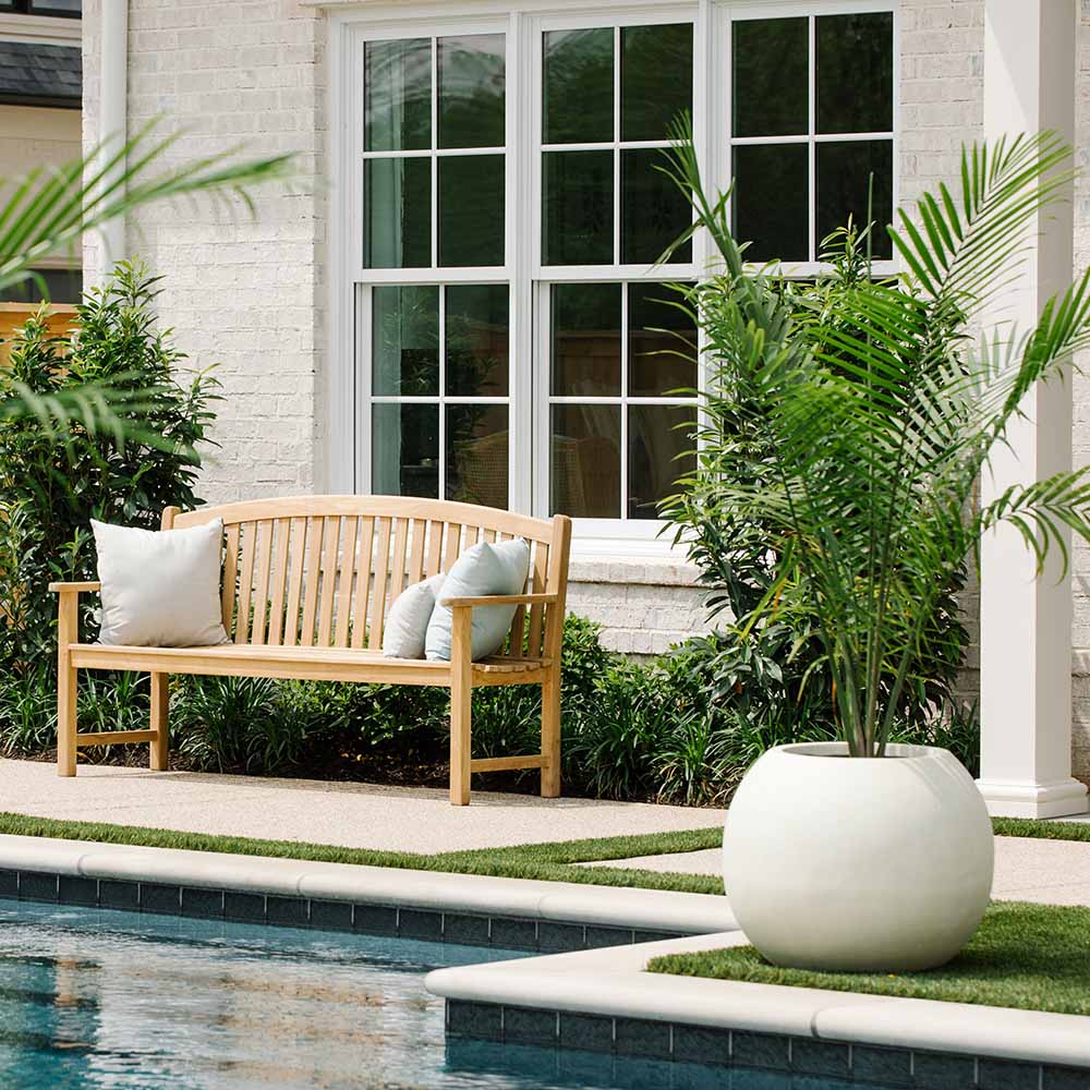 Onyx Sphere Planters | Satin Ivory / 24" Diameter