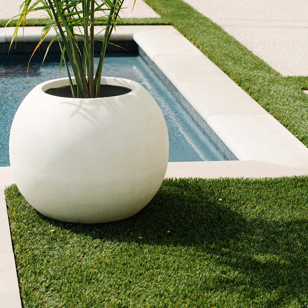Onyx Sphere Planters | Satin Ivory / 24" Diameter