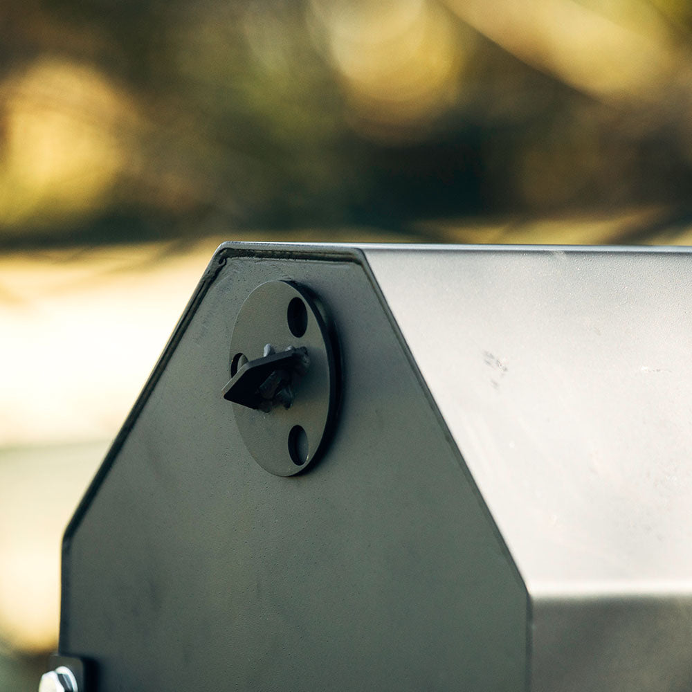 260 Sq. In. Covered Park-Style Grill - view 10