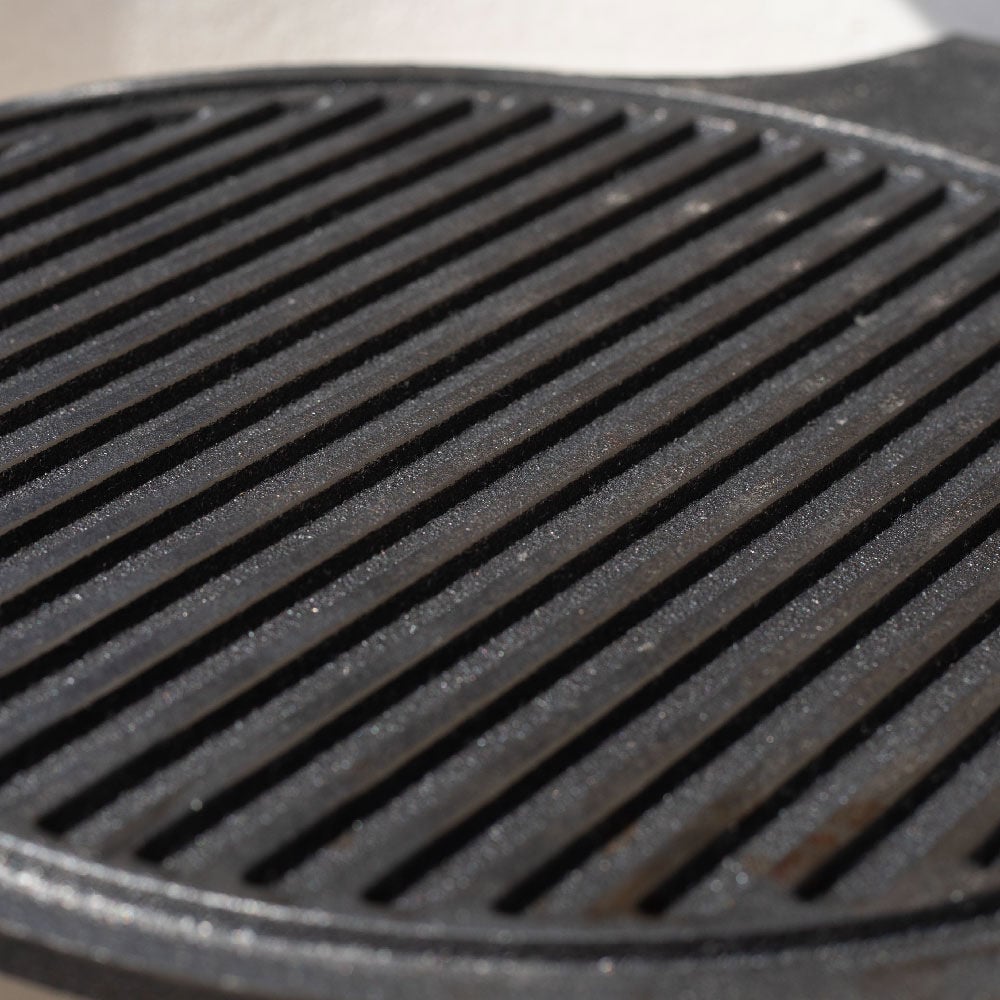 Scratch and Dent - 18-in Cast Iron Plate Setter Fits Large BGE V2 - FINAL SALE