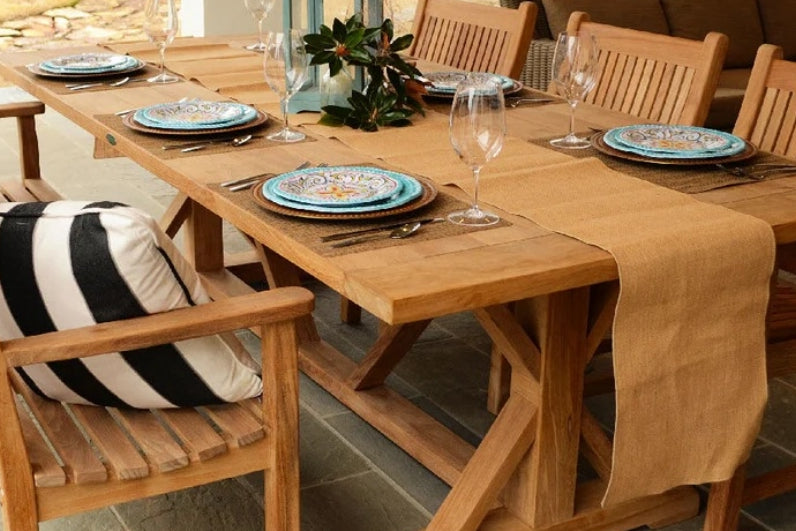 Best outdoor dining table