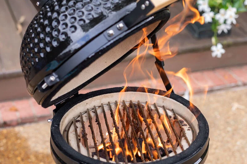 How To Clean Your Outdoor Grill in 5 Easy Steps