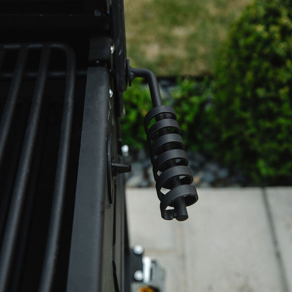 390 Sq. In Heavy Duty Charcoal Grill - view 7