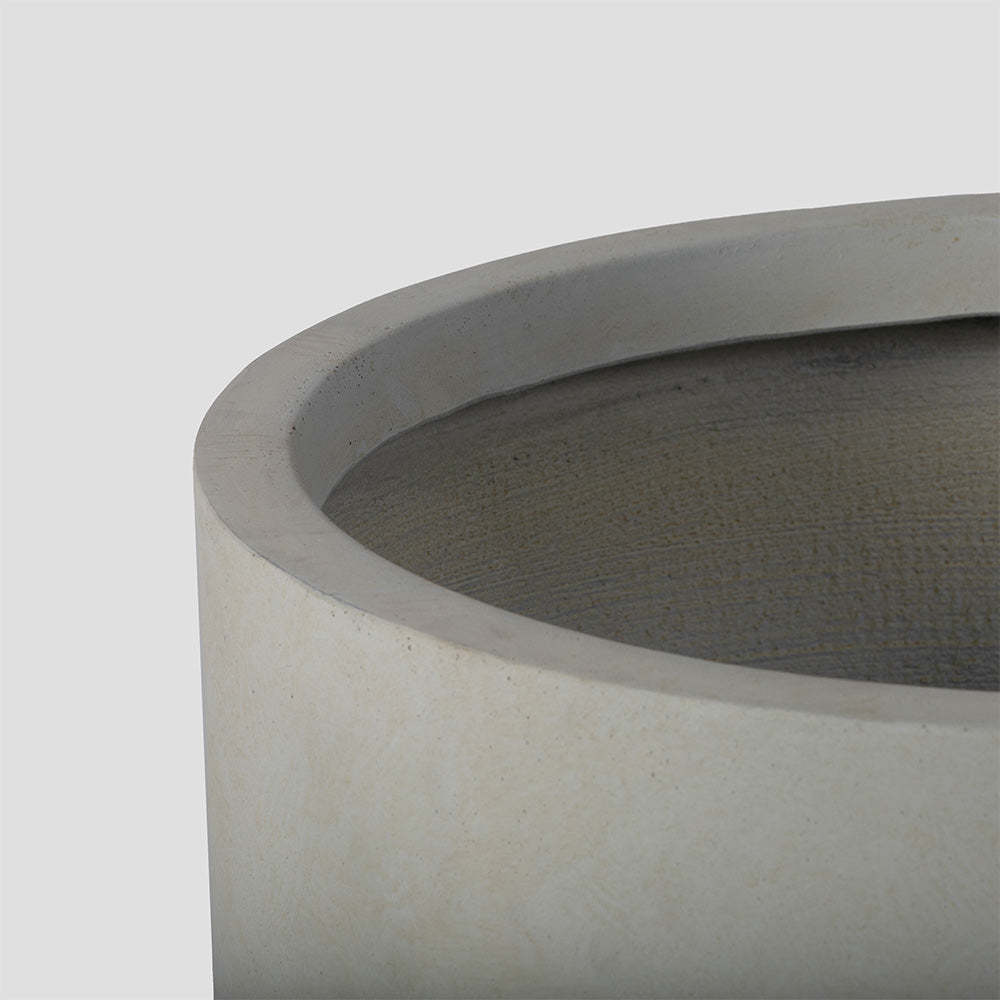 Onyx Laurel Planters | Satin Ivory / 22in