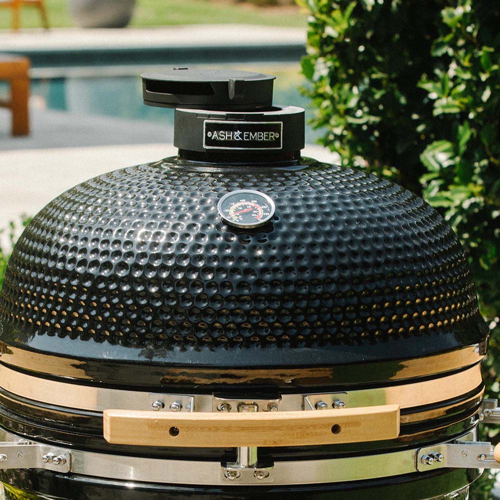18" Kamado Grill With Base - view 10