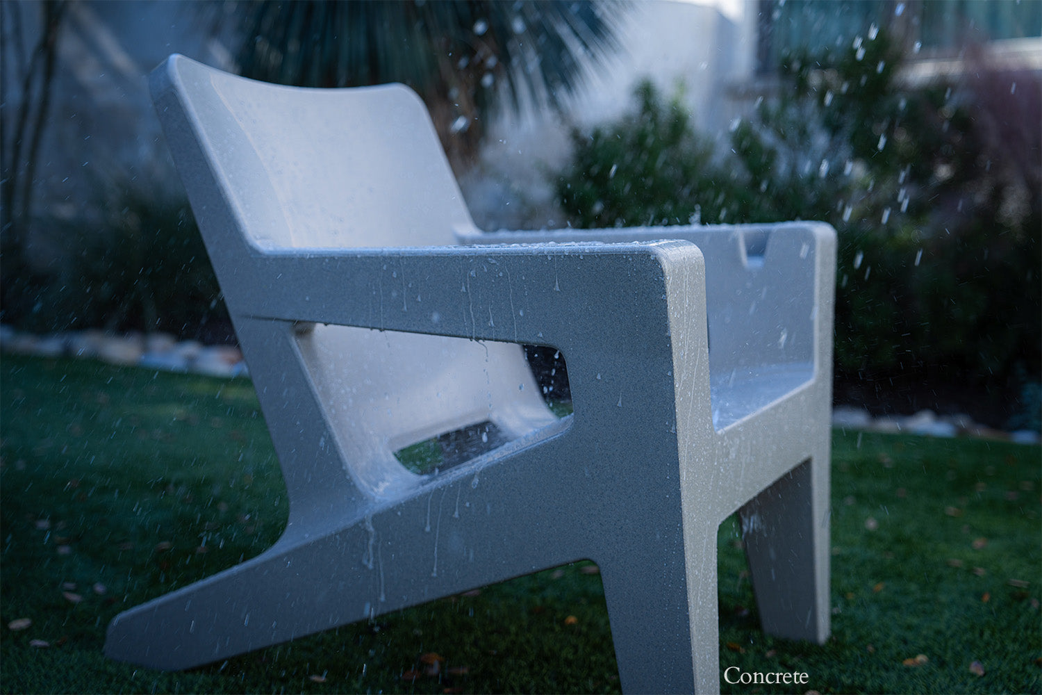 Tupelo Bask Lounge Chair | Concrete Gray 