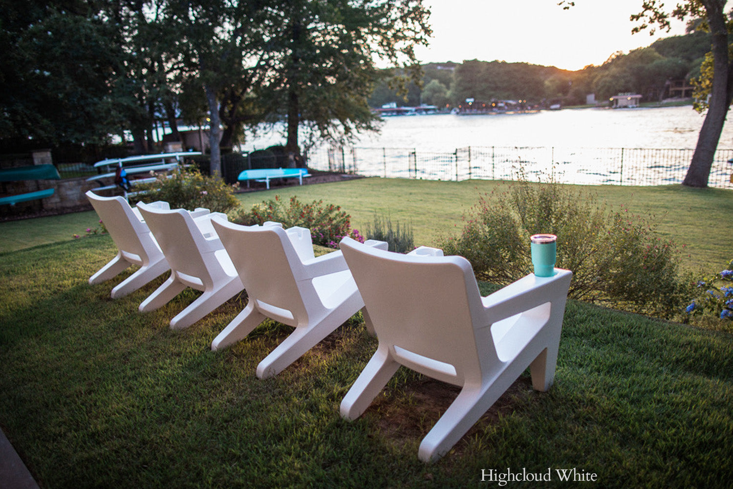 Tupelo Bask Lounge Chair | Highcloud White