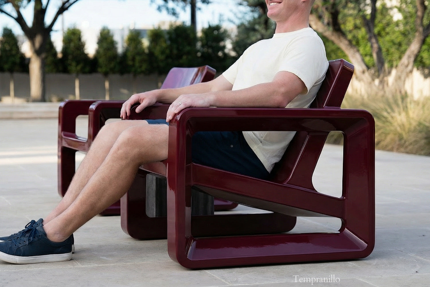 Tupelo Deck Lounge Chair | Heritage-Tempranillo