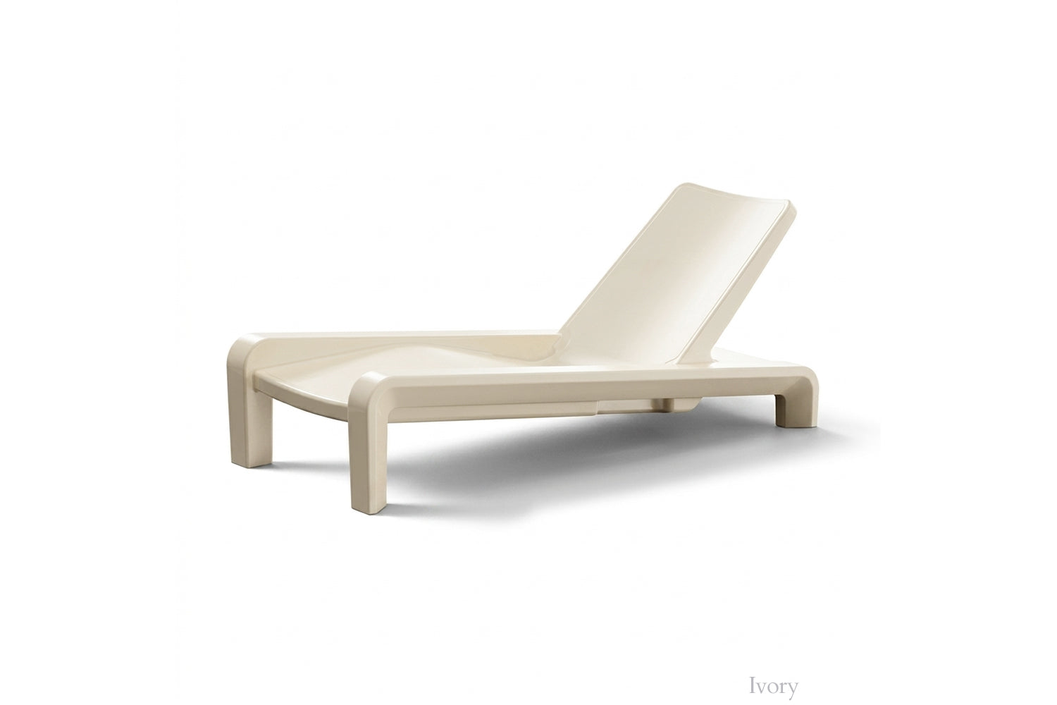 Tupelo Deck Chaise Lounge | Ivory