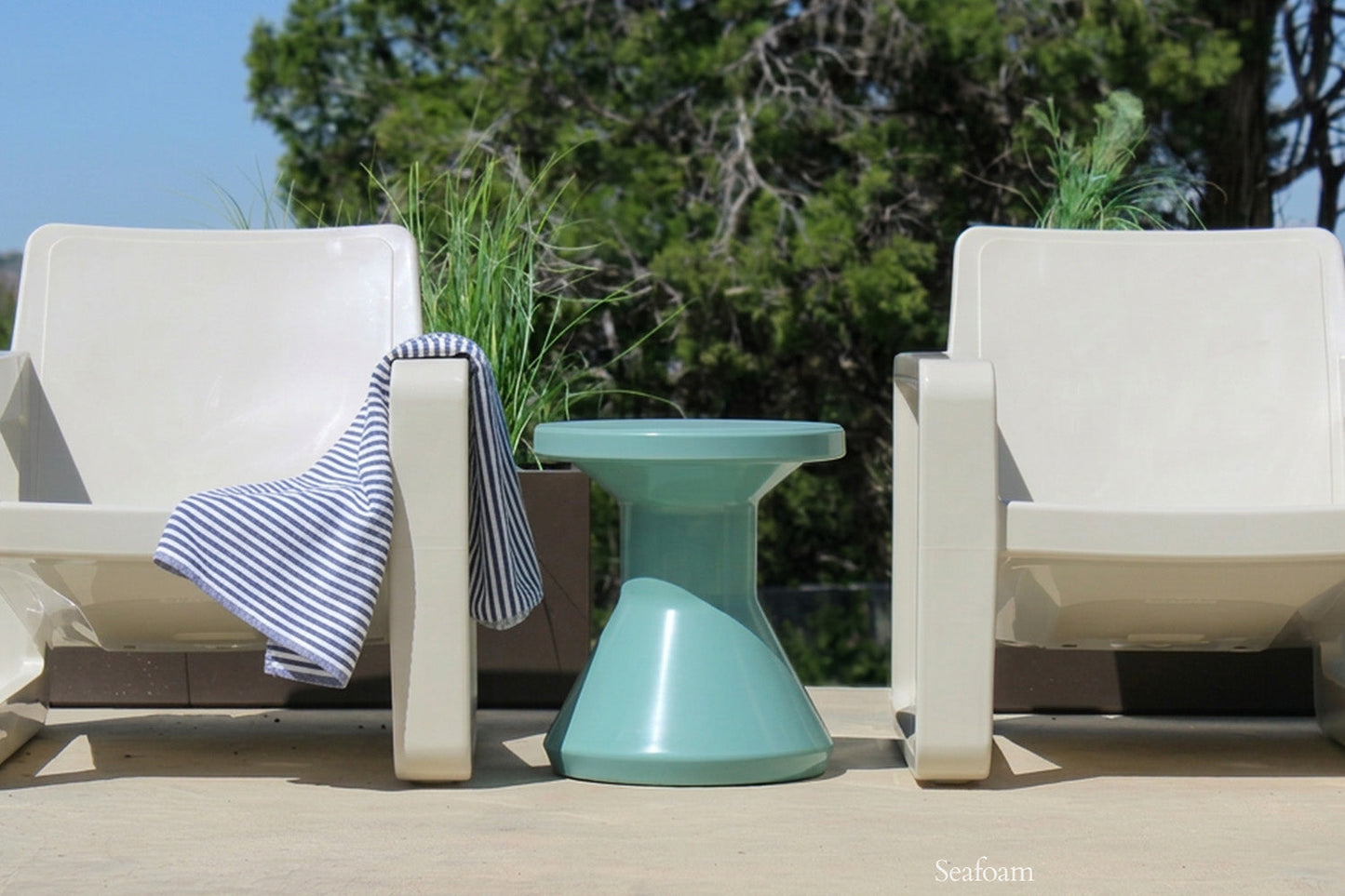 Tupelo Fluent Side Table | Seafoam Green - view 5