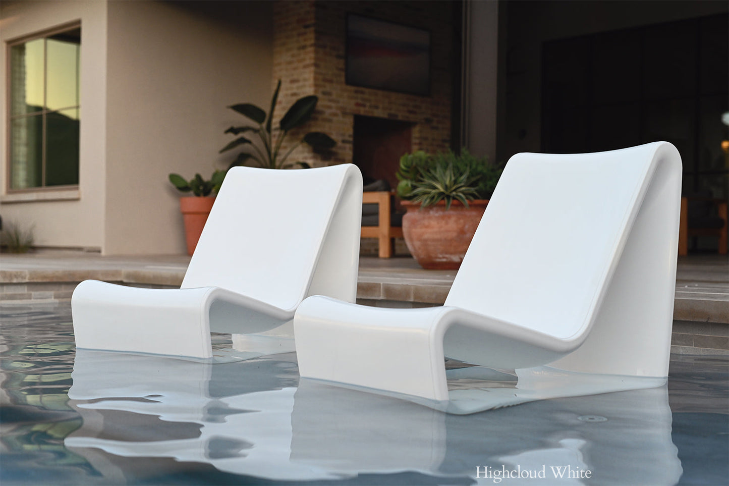 Tupelo Loop Lounge Chair | Highcloud White - view 7