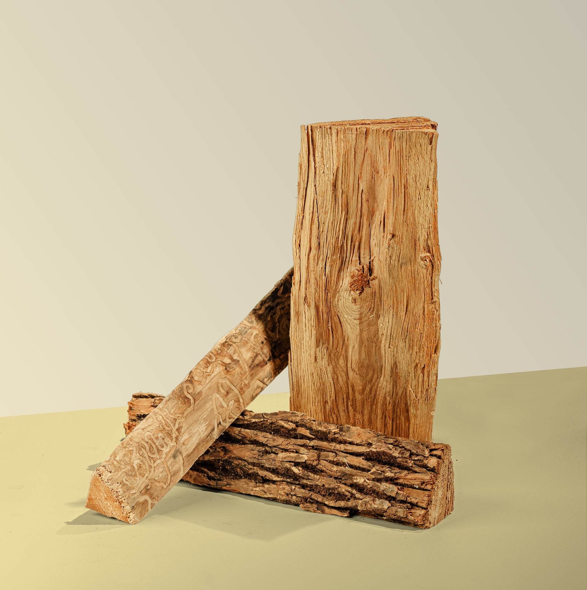 Woodbourne SPLITS™ – Boxed Kiln Dried Firewood | 16"/Ash