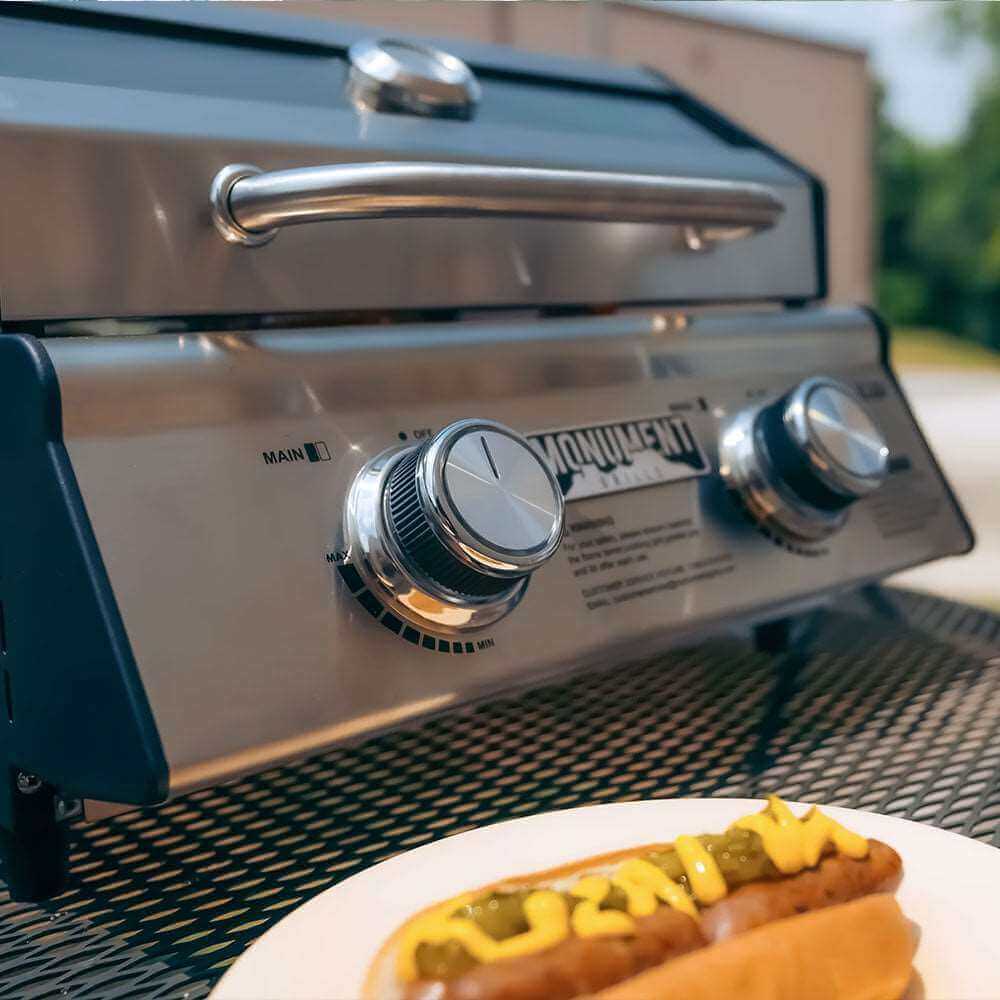 Monument G22 - Stainless Tabletop Propane Gas Grill | G22